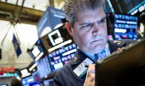 Data penting AS turun lagi, Wall Street kembali berpesta
