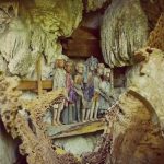 Ternyata Ini Alasan Masyarakat Toraja Kubur Jenazah Keluarganya di Tebing: Okezone Travel